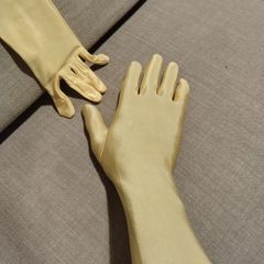 Sexy cute yellow gloves