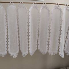 Light curtain with embroidery
