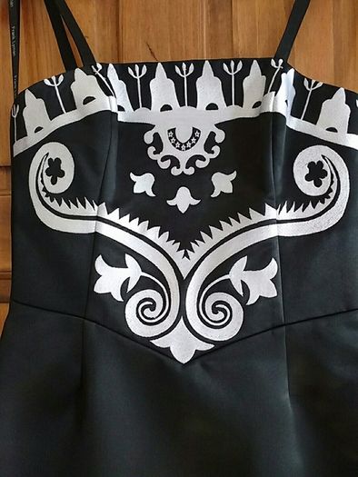 Black Frank Lynam dress with white detail Size 10 NEW