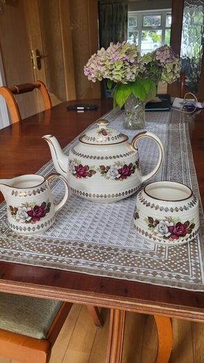 sadler teapot jug and sugarbowl
