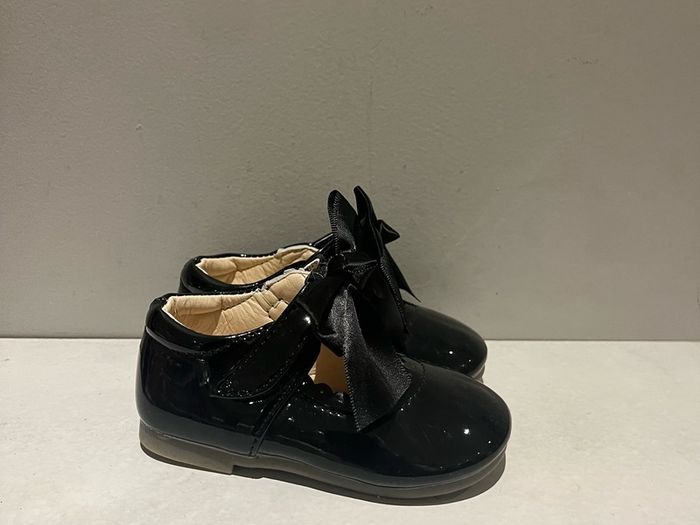 Mg baby black patent shoes