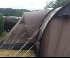 camp- Royal Alanta 8 Person Tent