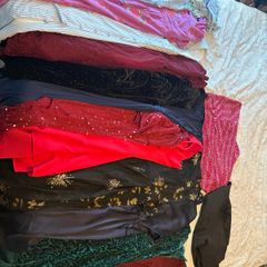 womens clothing bundle (most size 22)