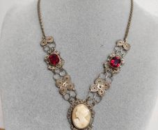 Vintage filigree Cameo shell pendant necklace