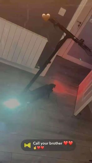 Electric scooter
