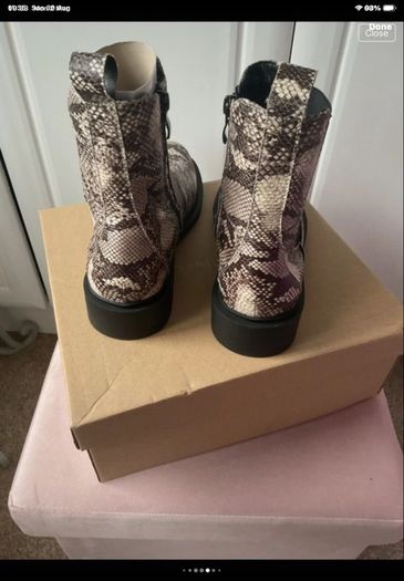 ankle boots  size 39 snake skin effect ankle boot