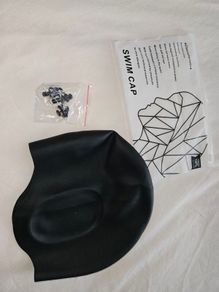 Adult Swimming Cap + ear and nose plugs