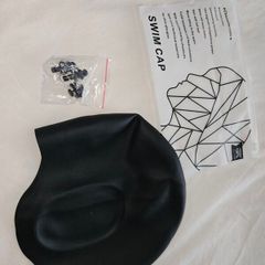 Adult Swimming Cap + ear and nose plugs