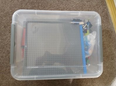 Random Lego box with Baseplates