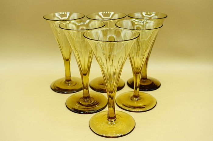 Very rare Regency period Champagne Flutes Glasses (Crystal)