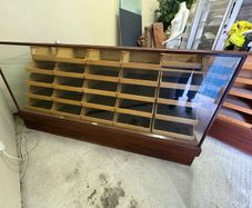 Vintage shop Counter