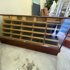 Vintage shop Counter