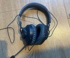 JBL gaming headset
