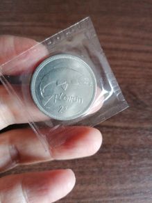 UNC 1968 Ireland 2 Shilling Coin
