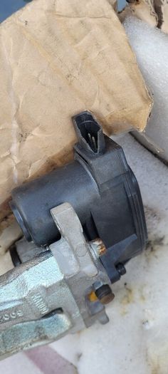 Brake calliper hyundai I40