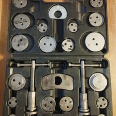 Brake Caliper Wind Back Tool Kit. Rear Brake Piston Tool Set