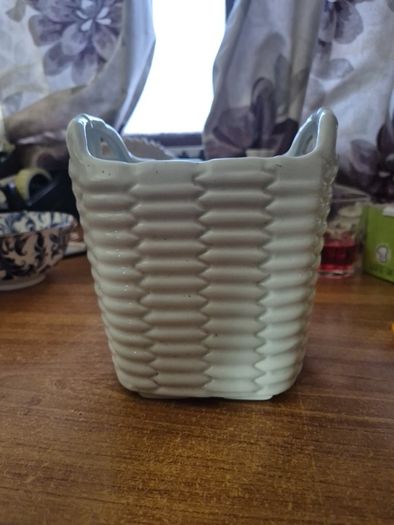 Ceramic Vintage Basket Planter with Handles