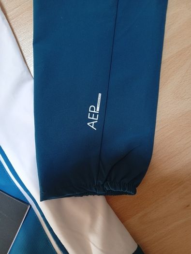 Dare2b Windbreaker Jacket