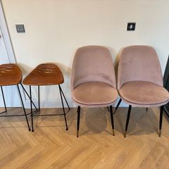 Kitchen stools & chairs
