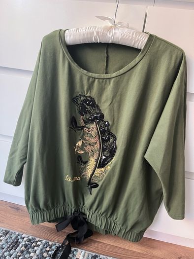 women's blouse, uni size