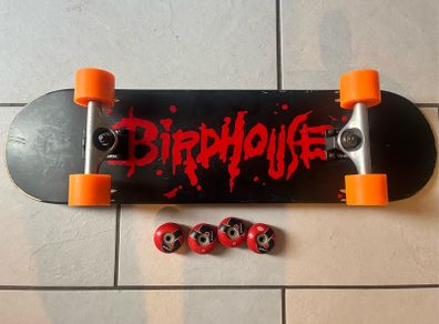 Birdhouse Skateboard - Cruiser Wheels + Original Wheels