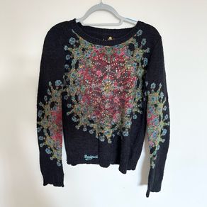 Desigual sweater