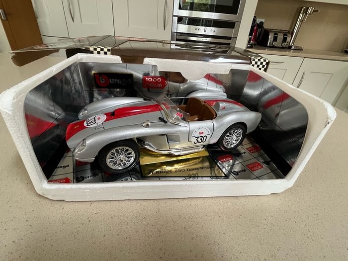 Mille Miglia Burago Model Car Scale 1/18