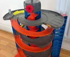 Hot Wheels mega garage