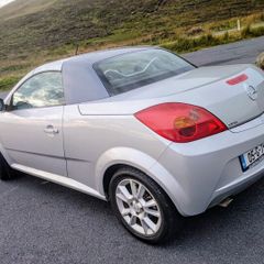 Opel Tigra 2005