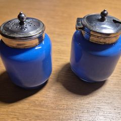 silver plated vintage Salt and pepper shaker