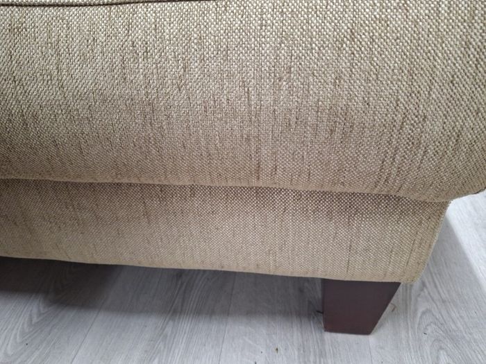 Cream padded large ottoman in very good condition