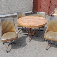 Mid Century Table and 4 Chairs