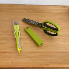 Herb Scissors and Vegetable Peeler