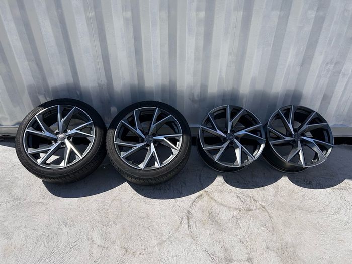 Audi R8 Style 20" Alloy Wheels