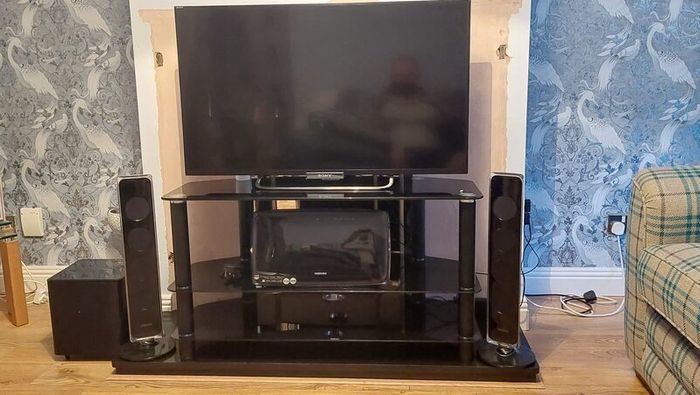 Sony LCD 42" TV plus Samsung HD Home Cinema