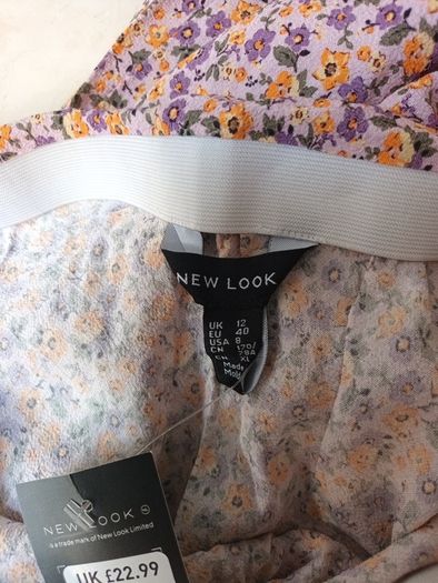New Look Skirt. S.12.   B.N.W.T  (Lightweight  Material)