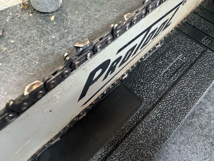 chainsaw