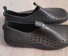 Swim shoes