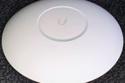 UniFi Wi-Fi Access Point - UAP-AC-PRO