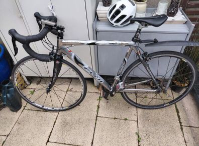 fuji road bike