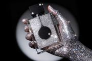 fragrance that doesn t ask for attention   it steals it, like moonlight reflecting off diamond dust