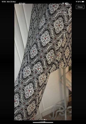 dress Bnwt Streetone sleeveless black & white print dress size 12