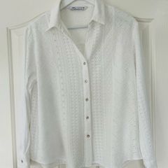 Like New: Zara Crochet Style Blouse/Shirt (Large)