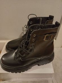 brand new ladies boots
