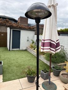 Electric outdoor heater