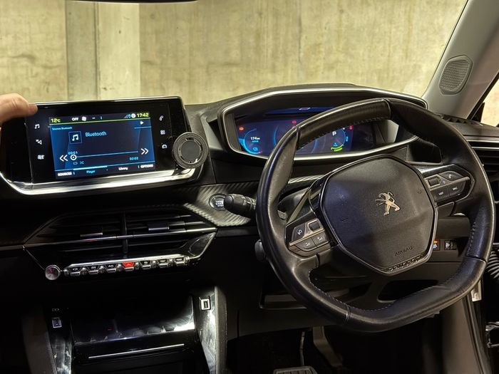 2021 Peugeot e-2008 50KWH