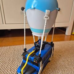 Fortnite Bus