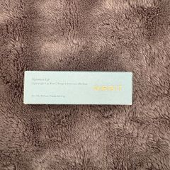 Merit signature lip - Andie