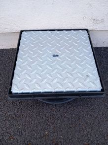 manhole cover