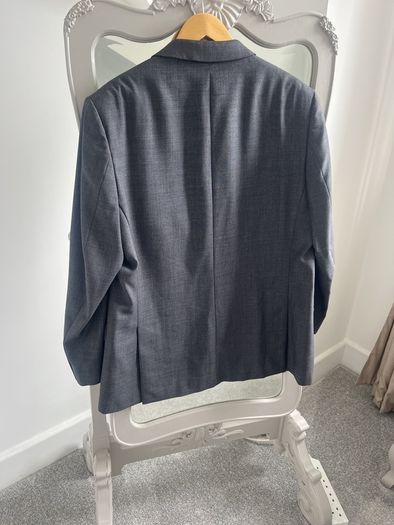 100% Pure New Wool Grey Jacket size 44 Medium